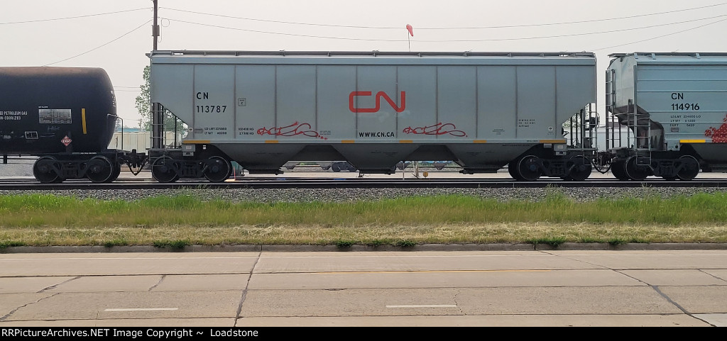 CN 113787